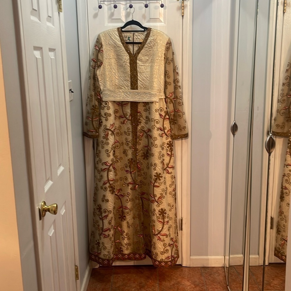 Elegant Cream and Brown Wedding Dress